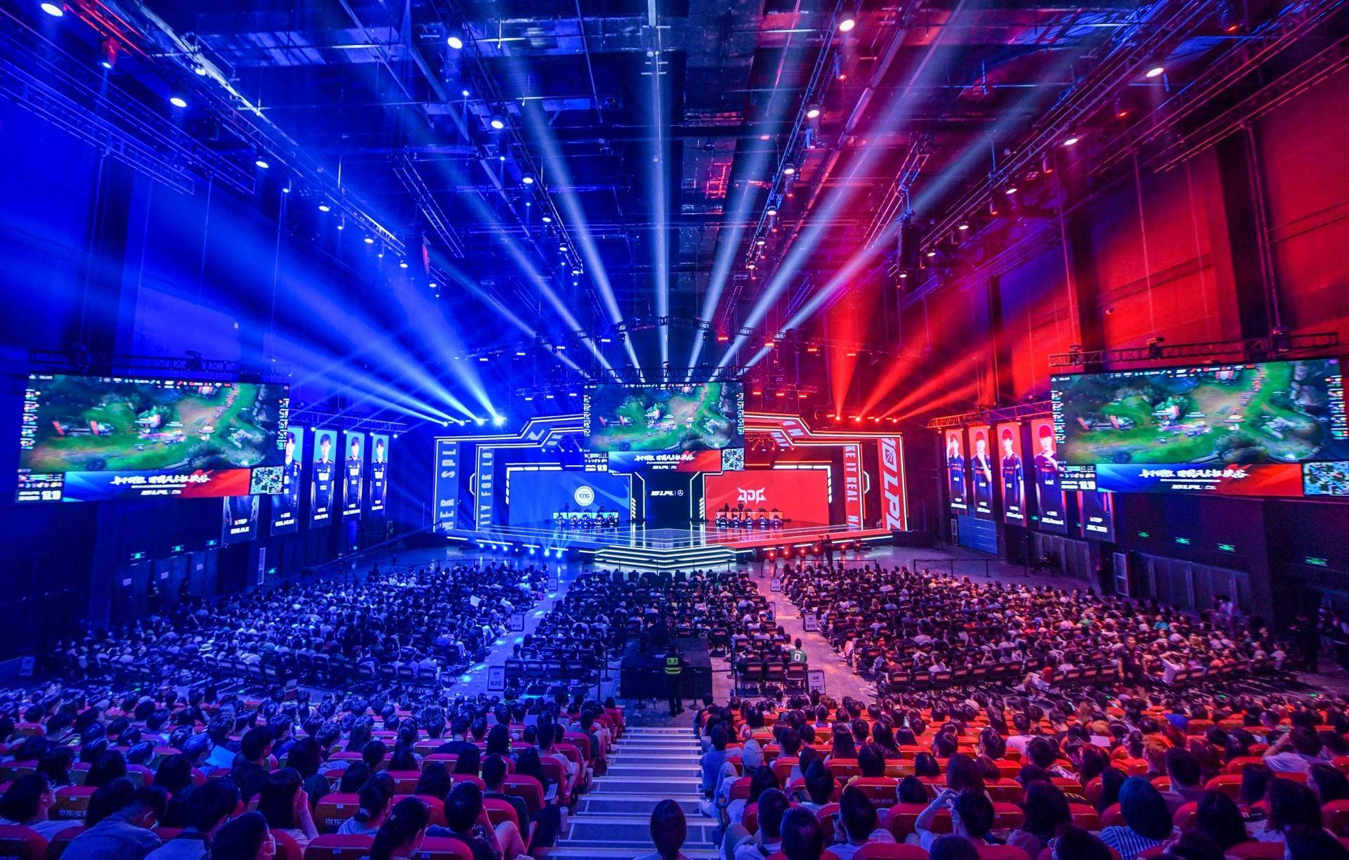 从而在未来 从而在未来