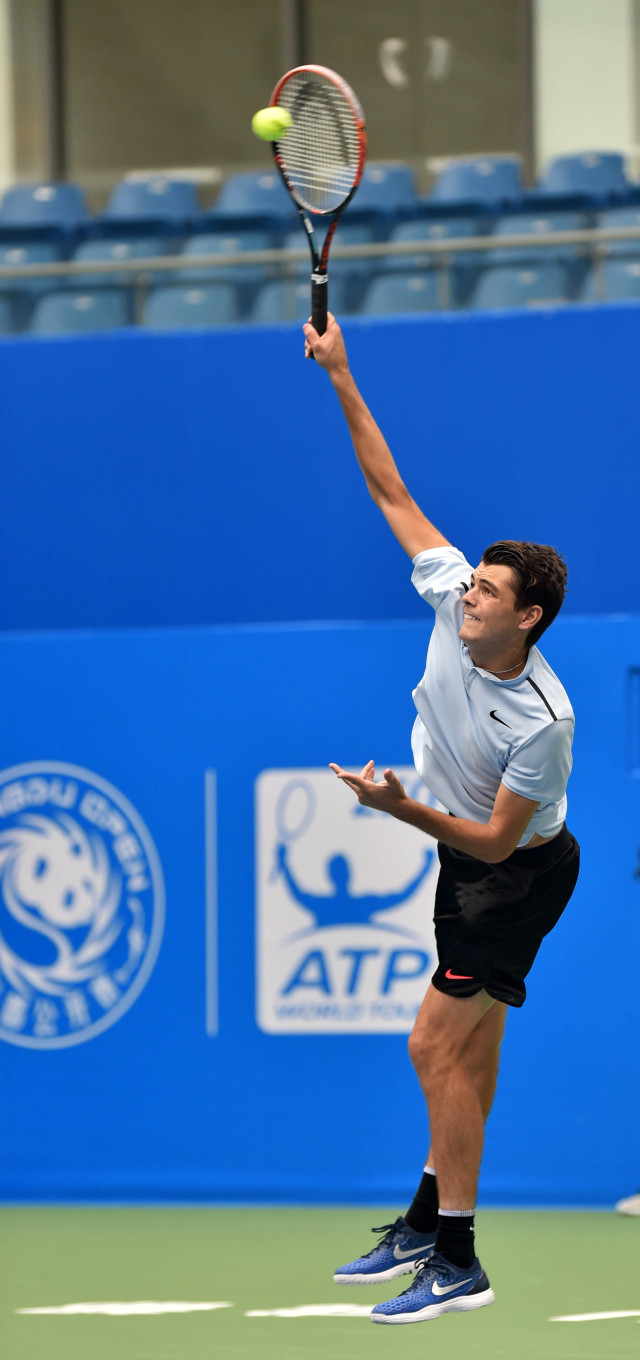 体育赛场不 体育赛场不