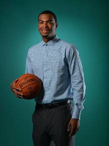 根据跟队记 根据跟队记