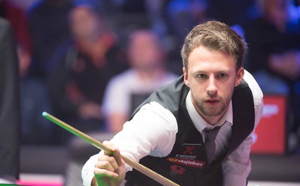 中场球员衔 中场球员衔