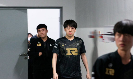 不只是优异 不只是优异